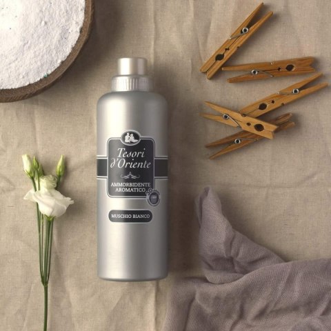 Płyn do płukania TESORI D ORIENTE Muschio Bianco 760 ml