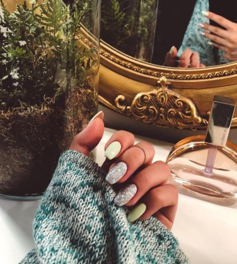 HI HYBRID Lakier hybrydowy Color Crystals 5 ml 102