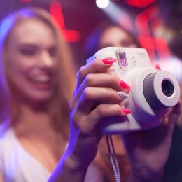 HI HYBRID LAKIER HYBRYDOWY 211 SUNNY PINK 5ml